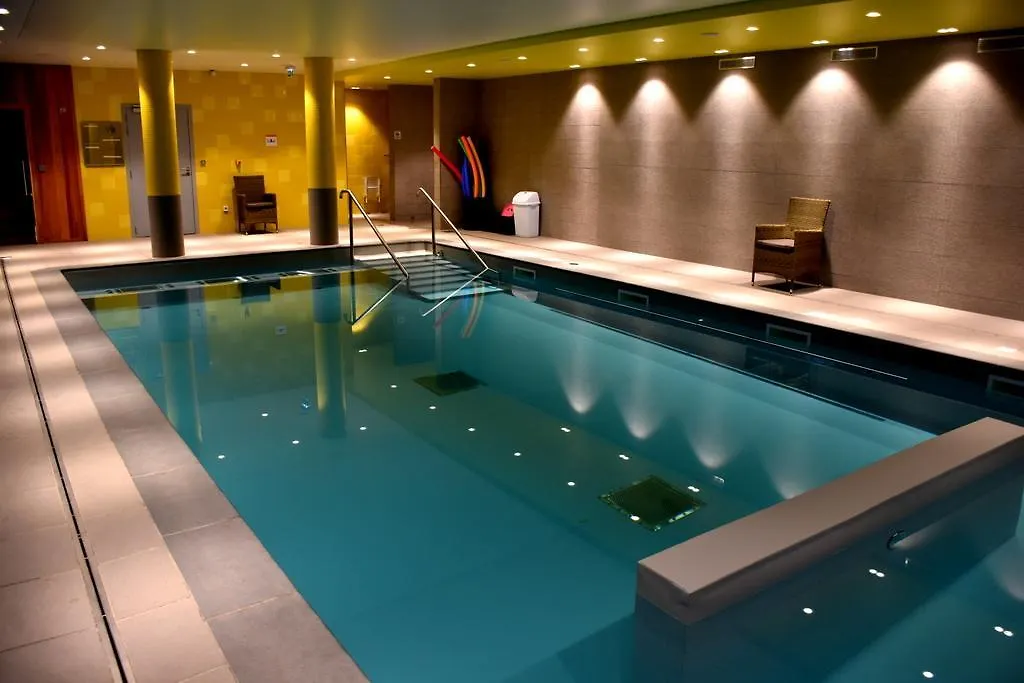 Domitys - Le Castel Du Val Hotel Perignat-les-Sarlieve