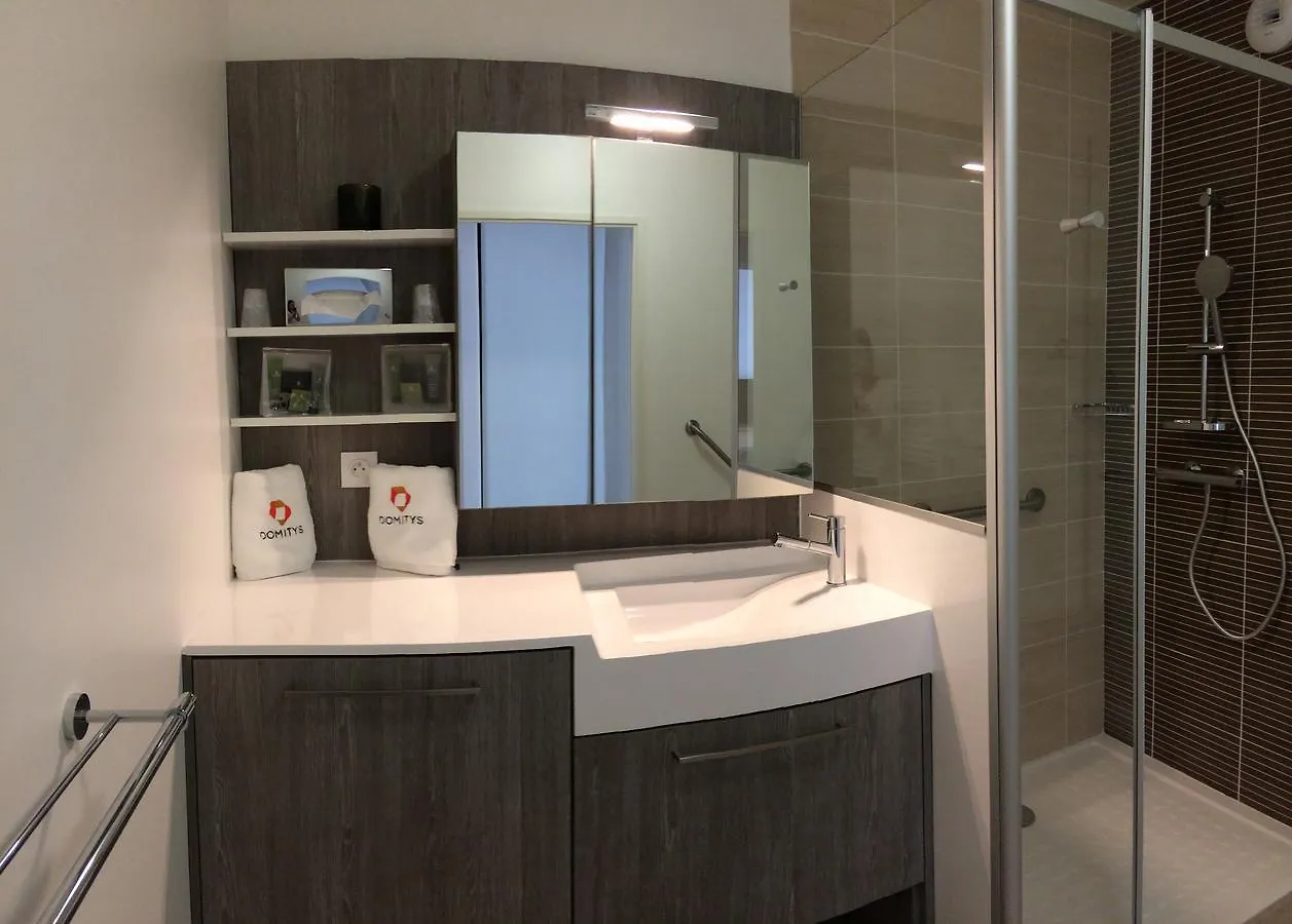 Domitys - Le Castel Du Val Hotel Perignat-les-Sarlieve Apartment